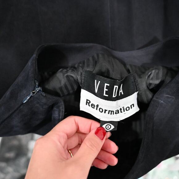 Reformation X Veda Suede Leather Black Small Mini Skirt - Picture 6 of 10